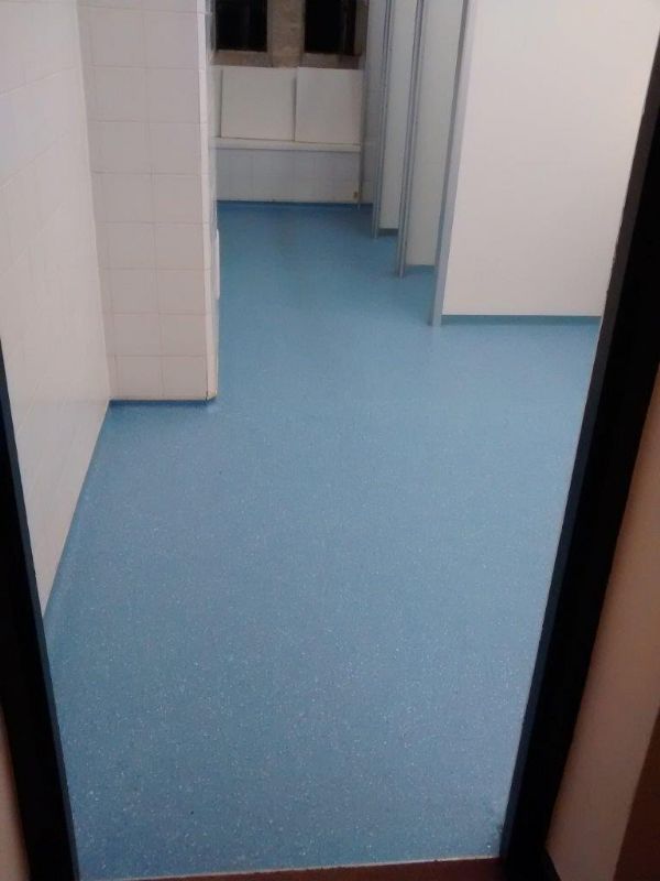 Commercial toilet flooring